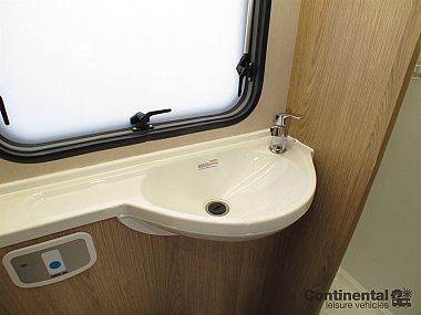  2022-autotrail-imala-615-for-sale-at4714-47.jpg