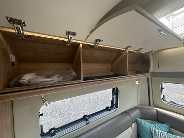  2022-autotrail-v-line-635-sport-for-sale-uc6131-40.jpg