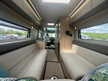  2022-autotrail-v-line-635-sport-for-sale-uc6131-49.jpg