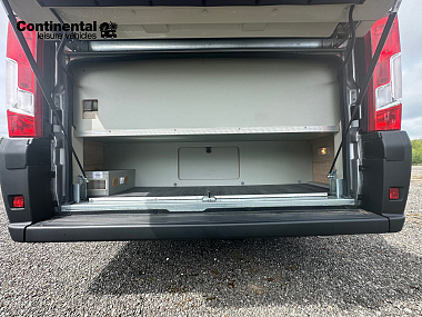  2022-autotrail-v-line-635-sport-for-sale-uc6131-52.jpg