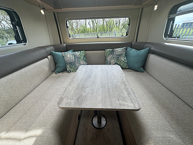  2022-autotrail-v-line-635-sport-for-sale-uc6131-57.jpg