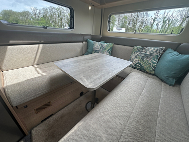  2022-autotrail-v-line-635-sport-for-sale-uc6131-58.jpg