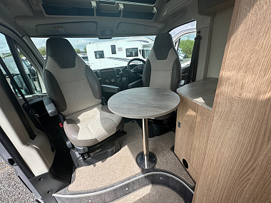  2022-autotrail-v-line-635-sport-for-sale-uc6131-59.jpg