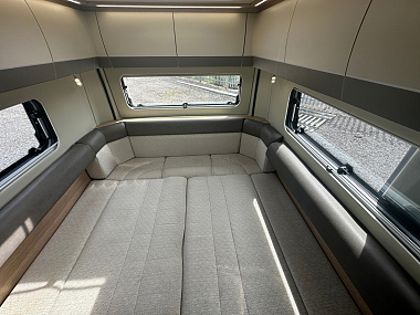  2022-autotrail-v-line-635-sport-for-sale-uc6131-71.jpg