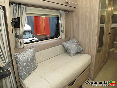  2022-elddis-autoquest-194-for-sale-uc5962-46.jpg