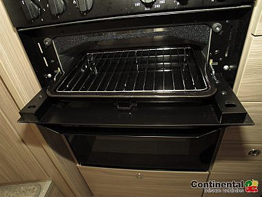  2022-elddis-autoquest-194-for-sale-uc5962-54.jpg
