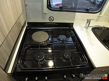  2022-elddis-autoquest-194-for-sale-uc5962-57.jpg