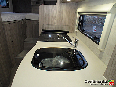  2022-elddis-autoquest-194-for-sale-uc5962-60.jpg