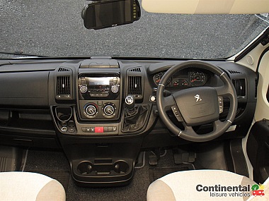  2022-elddis-autoquest-194-for-sale-uc5962-69.jpg
