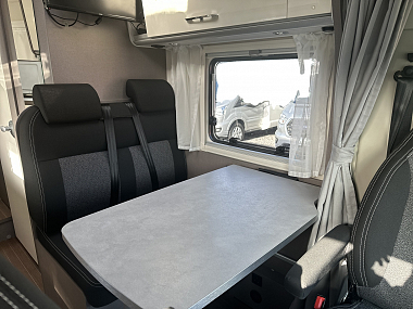  2022-etrusco-v6-6sb-for-sale-uc5972-12.jpg