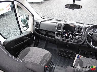  2022-etrusco-v66sb-for-sale-uc5972-11.jpg