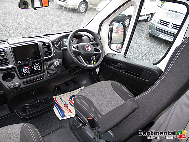  2022-etrusco-v66sb-for-sale-uc5972-12.jpg