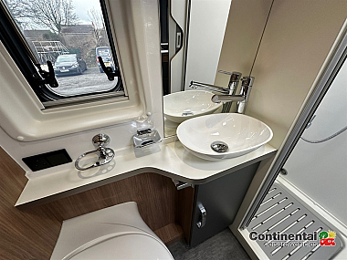  2022-pilote-v630-lg-van-for-sale-uc6207-59.jpg