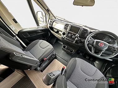  2023-autotrail-expedition-c73-for-sale-uc6212-11.jpg
