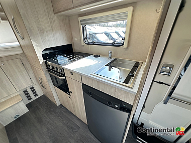  2023-autotrail-expedition-c73-for-sale-uc6212-21.jpg