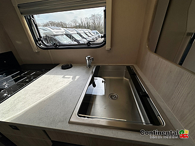  2023-autotrail-expedition-c73-for-sale-uc6212-22.jpg
