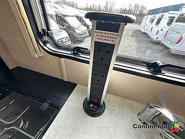  2023-autotrail-expedition-c73-for-sale-uc6212-25.jpg