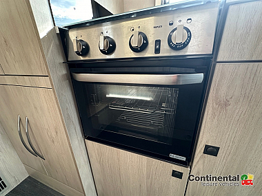  2023-autotrail-expedition-c73-for-sale-uc6212-38.jpg