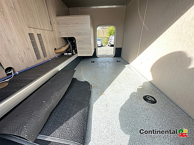  2023-autotrail-expedition-c73-for-sale-uc6212-64.jpg