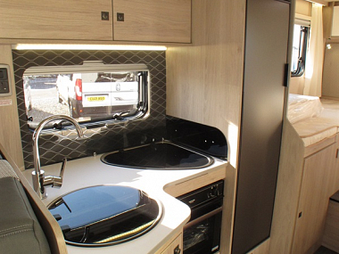 2023-autotrail-f70-for-sale-at4806-29.jpg