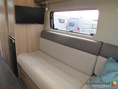  2023-autotrail-v-line-635-sport-for-sale-at4957-19.jpg