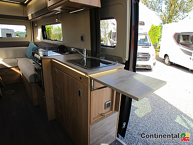  2023-autotrail-v-line-635-sport-for-sale-at4957-4.jpg