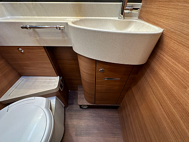  2023-carthago-chic-c-line-t-49le-for-sale-ca4973-50.jpg