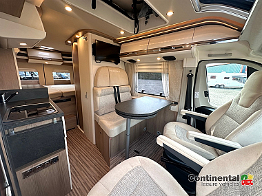  2023-carthago-malibu-600dbk-diversity-gt-charming-skyview-uc6236-20.jpg