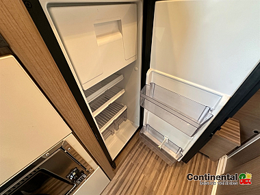  2023-carthago-malibu-600dbk-diversity-gt-charming-skyview-uc6236-31.jpg