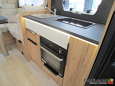  2023-pilote-p696u-evidence-motorhome-for-sale-uc6054-16.jpg