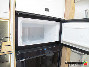  2023-pilote-p696u-evidence-motorhome-for-sale-uc6054-23.jpg