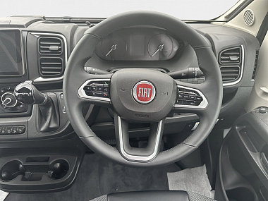  2023-pilote-v600g-premium-for-sale-uc6041-12.jpg