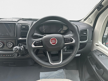  2023-pilote-v600g-x-edition-for-sale-uc6050-12.jpg