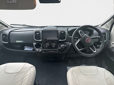  2023-pilote-v600g-x-edition-for-sale-uc6050-9.jpg