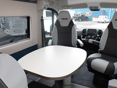  2023-pilote-v630g-premium-for-sale-uc6032-50.jpg