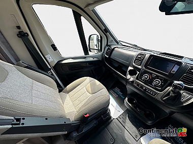  2024-autosleepers-broadway-ek-for-sale-uc6227-11.jpg