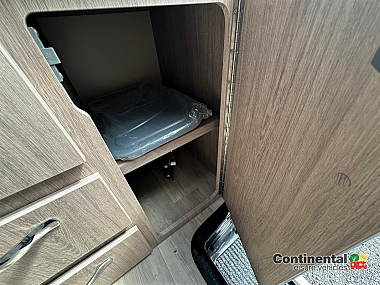  2024-autosleepers-broadway-ek-for-sale-uc6227-42.jpg