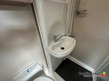  2024-autosleepers-broadway-ek-for-sale-uc6227-56.jpg