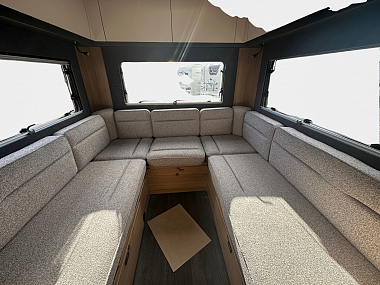 2024-autotrail-excel-690l-for-sale-at4999-15.jpg