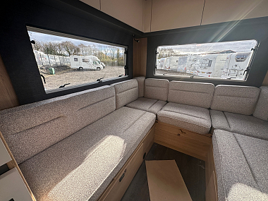 2024-autotrail-excel-690l-for-sale-at4999-16.jpg