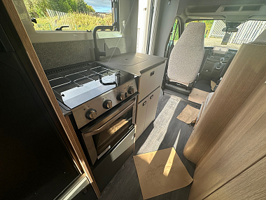 2024-autotrail-excel-690l-for-sale-at4999-19.jpg