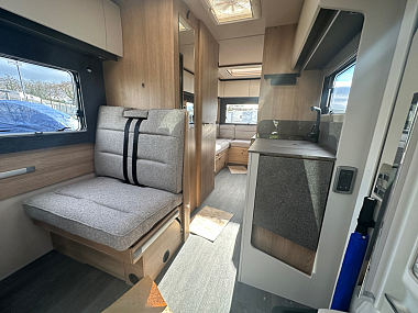 2024-autotrail-excel-690l-for-sale-at4999-27.jpg