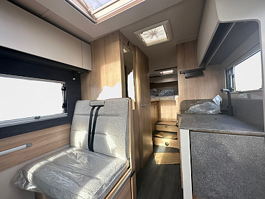2024-autotrail-excel-690t-for-sale-at4998-13.jpg