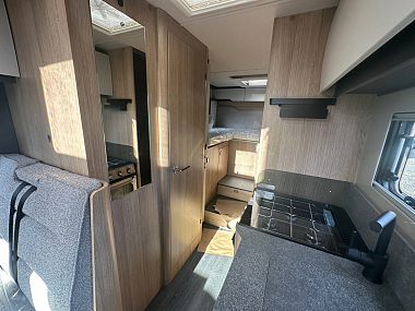 2024-autotrail-excel-690t-for-sale-at4998-30.jpg