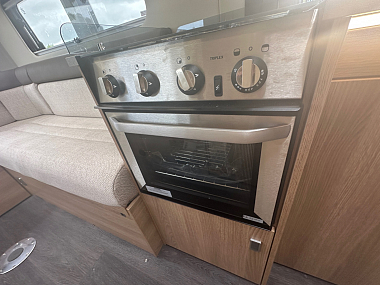  2024-autotrail-v-line-610-sport-for-sale-at5100-22.jpg