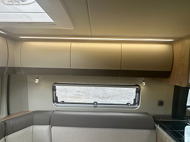  2024-autotrail-v-line-610-sport-for-sale-at5100-36.jpg