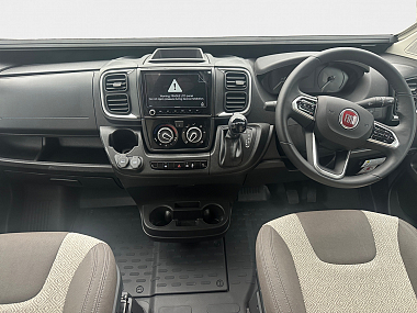  2024-autotrail-v-line-610-sport-for-sale-at5124-12.jpg