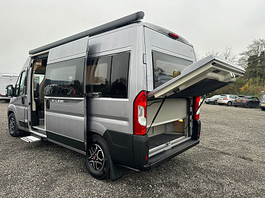  2024-autotrail-v-line-610-sport-for-sale-at5124-19.jpg