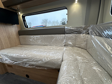  2024-autotrail-v-line-610-sport-for-sale-at5124-34.jpg