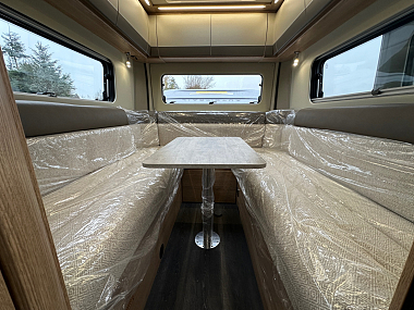  2024-autotrail-v-line-610-sport-for-sale-at5124-44.jpg
